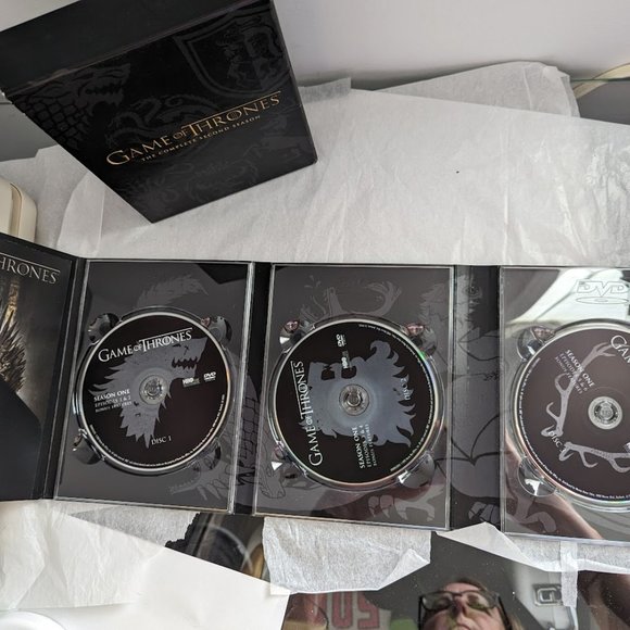 Game of Thrones 1st & 2nd season DVD - Picture 7 of 13